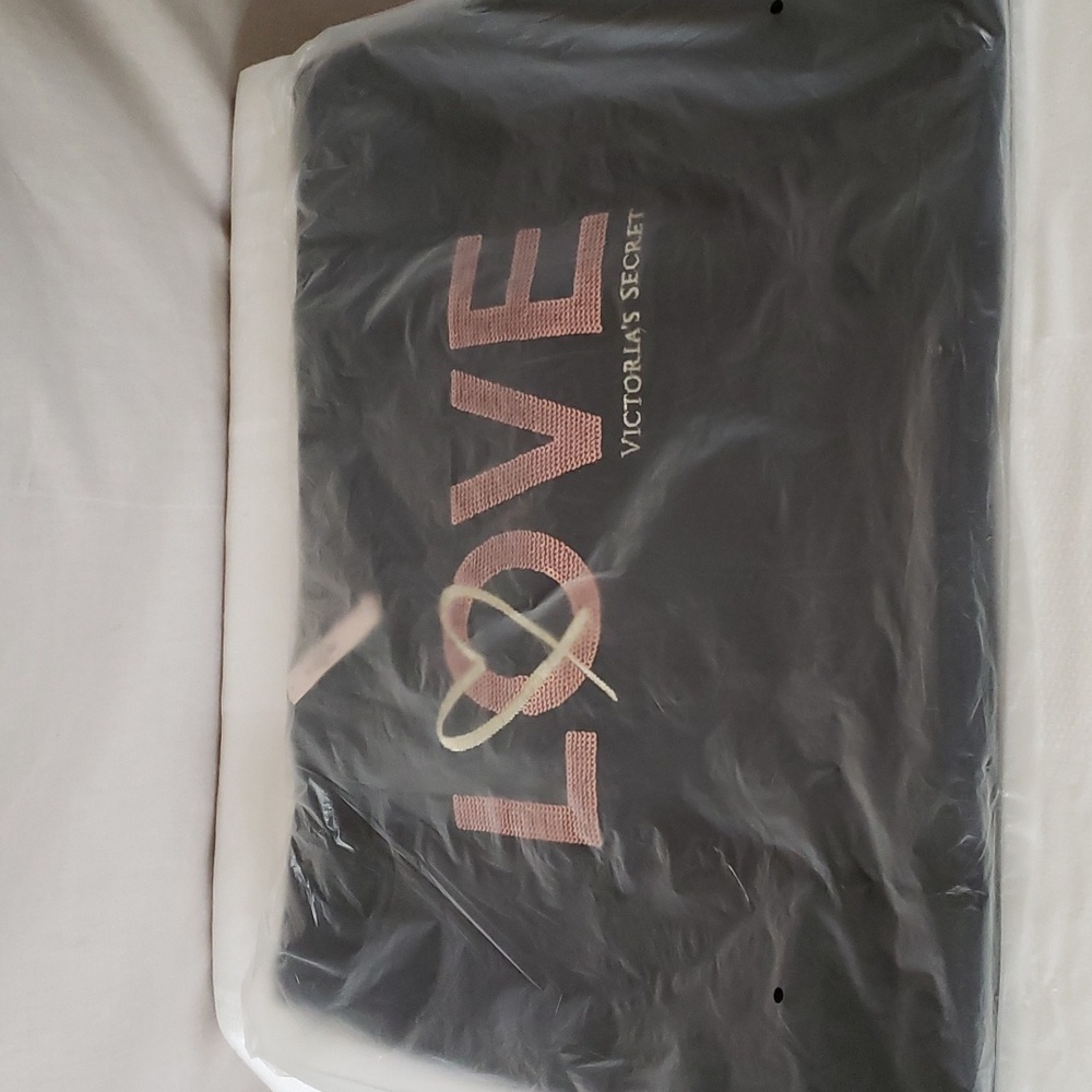 NEW Victoria Secret Sequin Bling Love Logo Tote